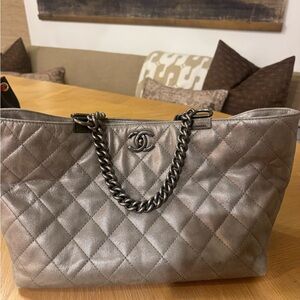 CHANEL Metallic Silver Quilted Tote